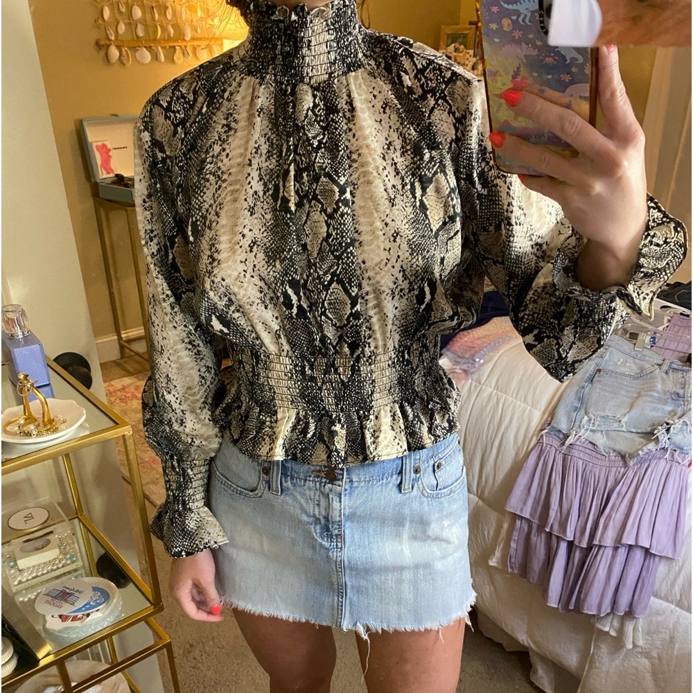Snake print cuffed/sintched sleeves, turtleneck dressy long sleeve top